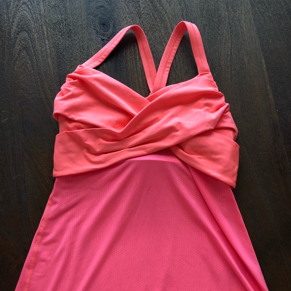 Lululemon tank